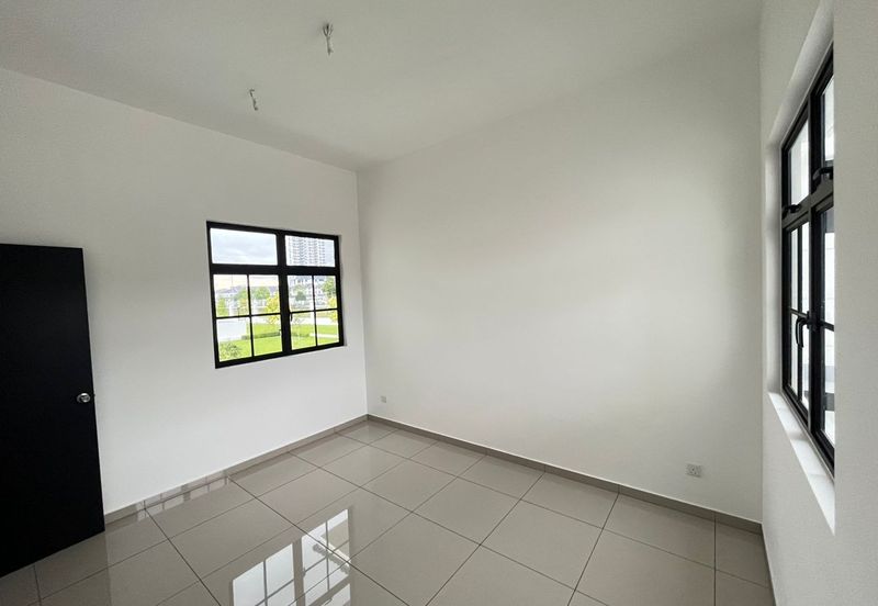 Tate Dalton @ Eco Botanic 2