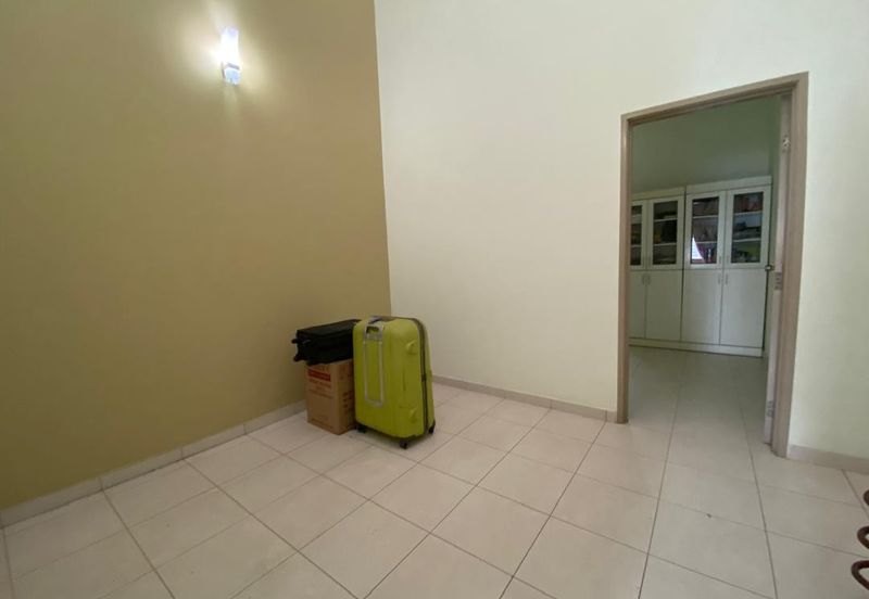 The Gateway, Horizon Hill Double Storey Terrace House for Sale