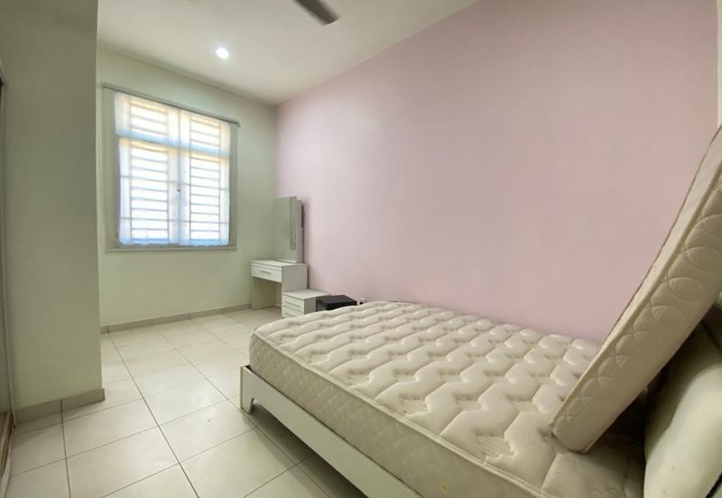 The Gateway, Horizon Hill Double Storey Terrace House for Sale