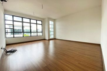 Setia Tropika Fenix Villa Double Storey Semi-D for Sale