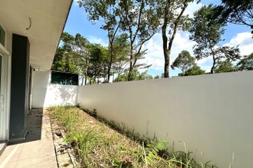 Setia Tropika Fenix Villa Double Storey Semi-D for Sale