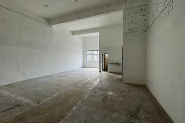 Kempas Utama Industrial Park