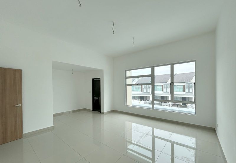 Iconia Garden Residence @ Taman Impian Emas