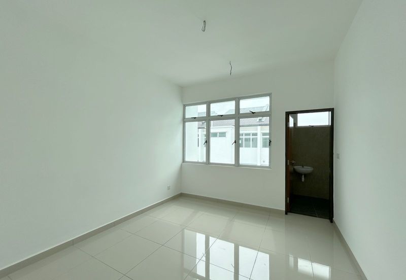 Iconia Garden Residence @ Taman Impian Emas