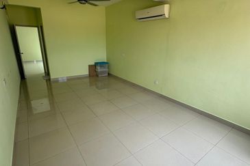 Maple Red, Adda Heights