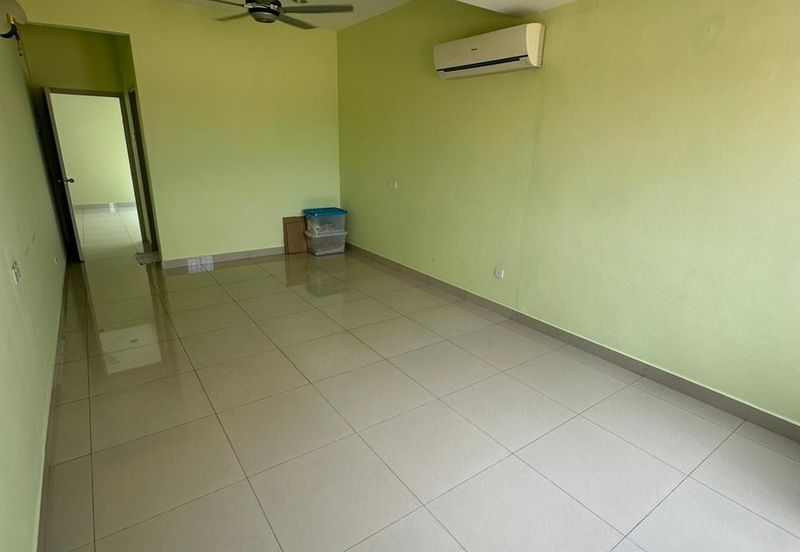 Maple Red, Adda Heights