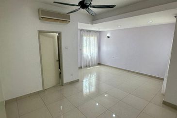 Maple Red, Adda Heights