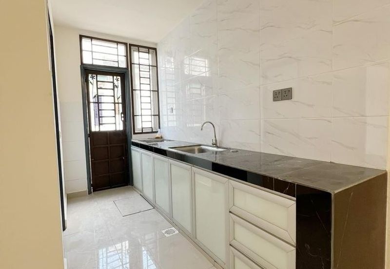 Double Storey House in Setia Tropika For Sale