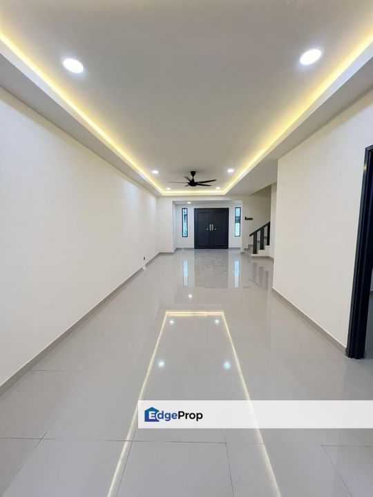 Double Storey House in Setia Tropika For Sale, Johor, Setia Tropika