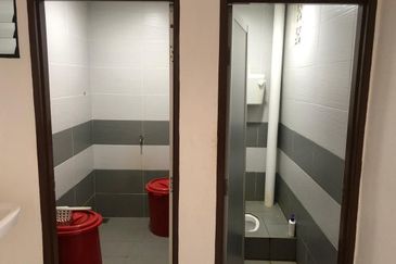 3 Storey Shop Lot in Rosmerah Johor For Sale