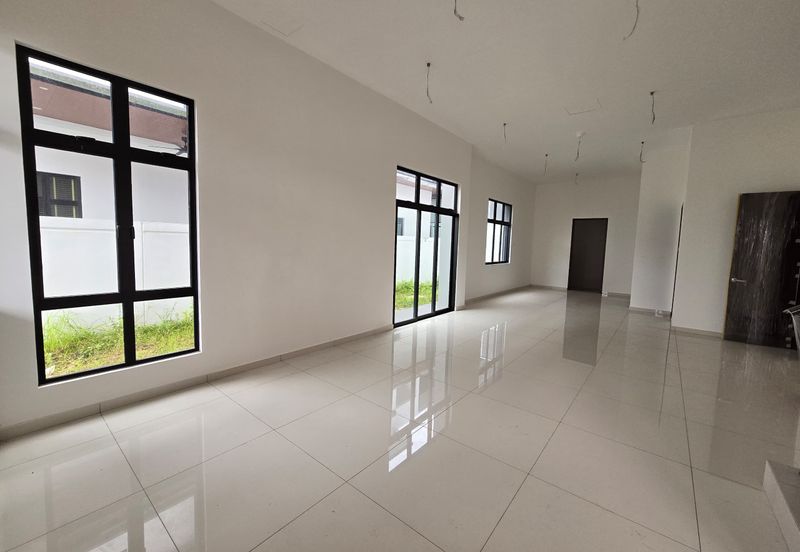 Crest @ Austin Sapphire