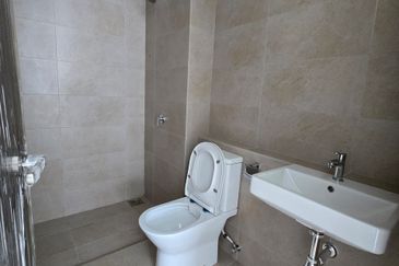 Crest @ Austin Sapphire