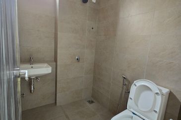 Crest @ Austin Sapphire