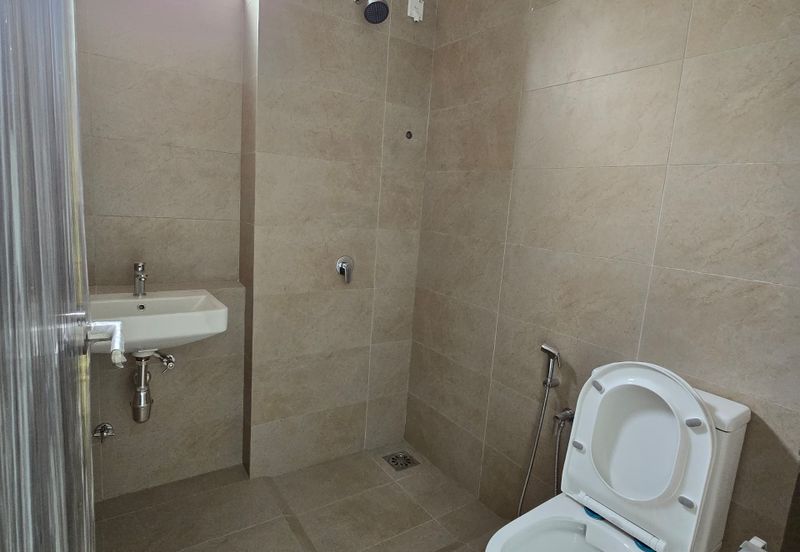 Crest @ Austin Sapphire