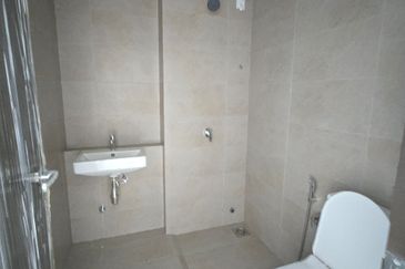 Crest @ Austin Sapphire