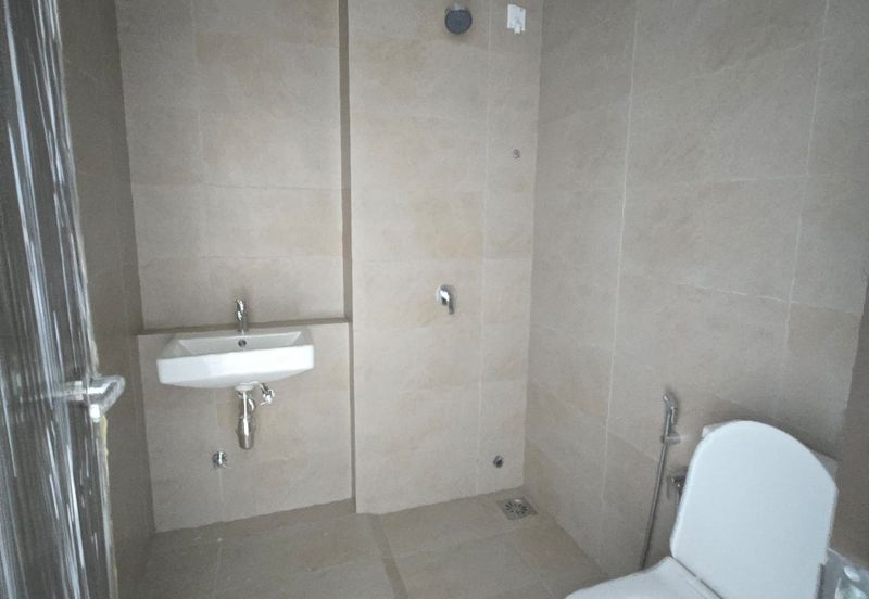 Crest @ Austin Sapphire