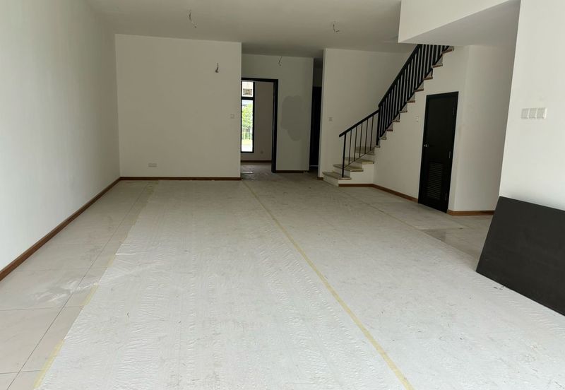 Senibong Cove Waterway Residences