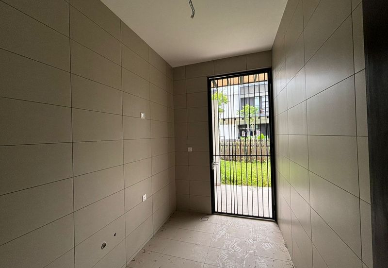 Senibong Cove Waterway Residences