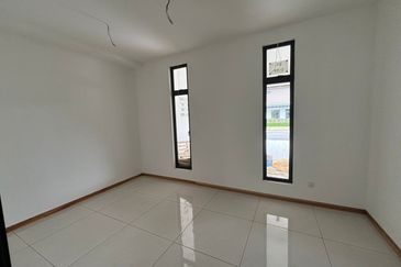 Senibong Cove Waterway Residences