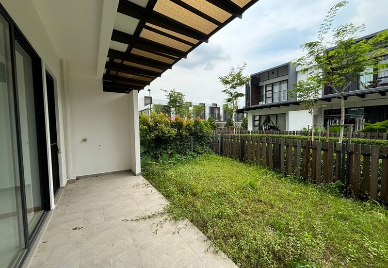 Senibong Cove Waterway Residences