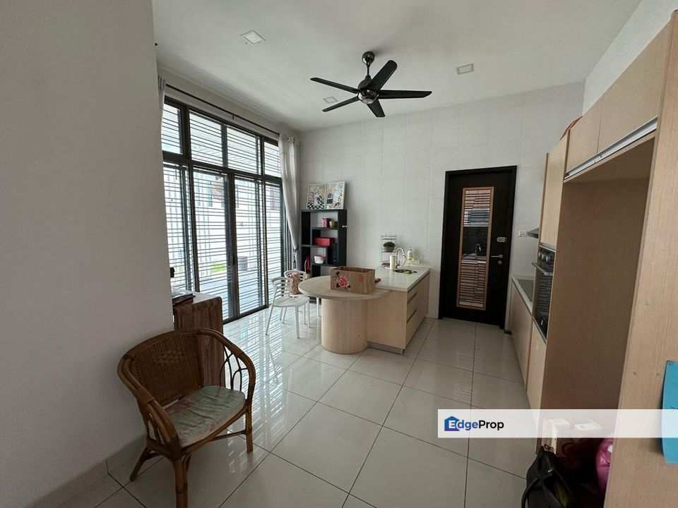 Taman Impian Heights Skudai Double Storey Semi D For Sale, Johor, Skudai