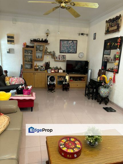 Charming Double Storey Terrace House @ Island Glades, Penang, Greenlane