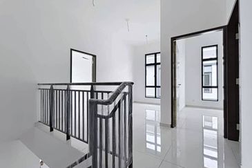 Crest @ Austin Sapphire