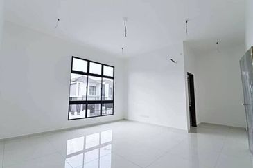 Crest @ Austin Sapphire