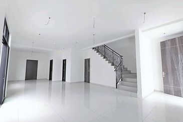 Crest @ Austin Sapphire