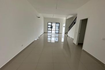 Tate Dalton @ Eco Botanic 2