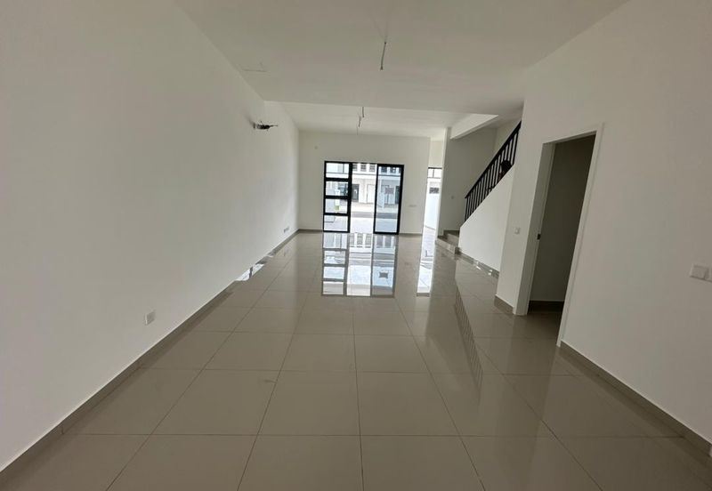 Tate Dalton @ Eco Botanic 2