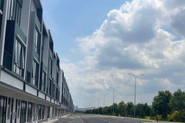 Crest @ Austin Emerald 2