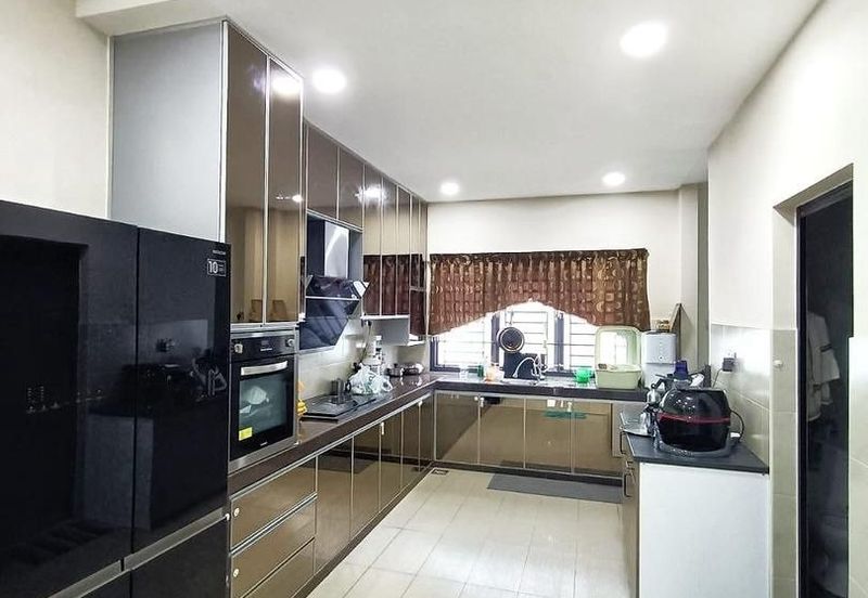 Seri Austin East Zone