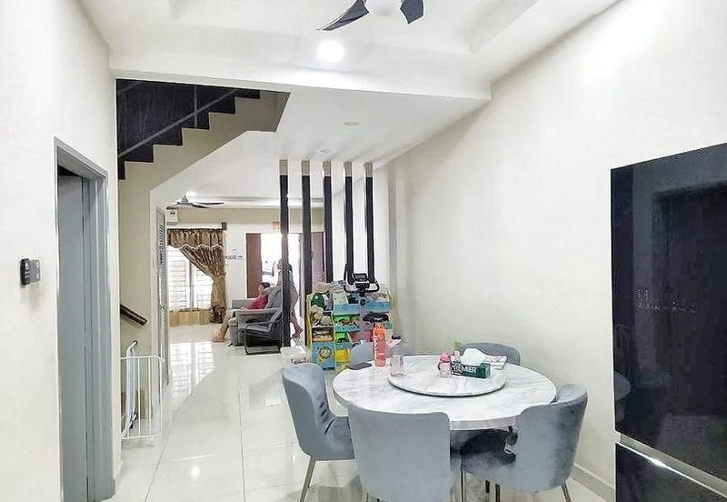 Seri Austin East Zone