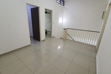 Austin Residence @Taman Mount Austin