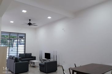 Austin Residence @Taman Mount Austin