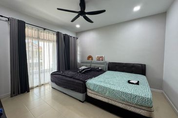 Taman Austin Perdana