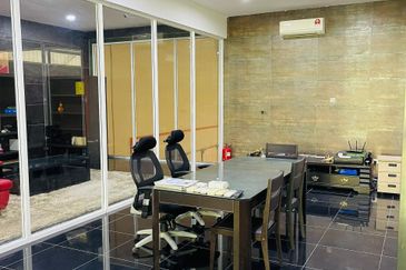 Nusa Cemerlang Industrial Park