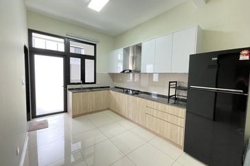 Sunway Citrine Lakehomes