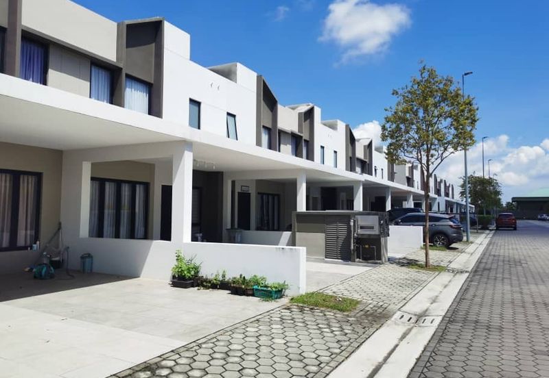 Sunway Citrine Lakehomes