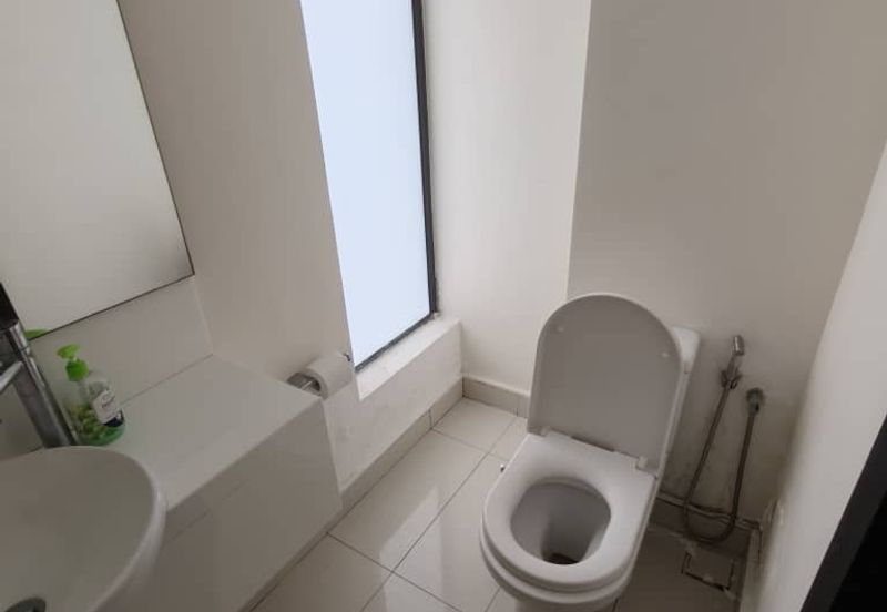 Avira Garden Terraces @ Medini