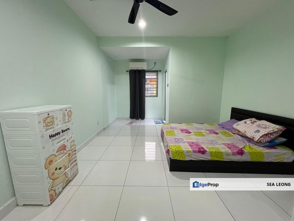 Taman Nusantara Prima Double Storey Cluster House For Sale, Johor, Gelang Patah