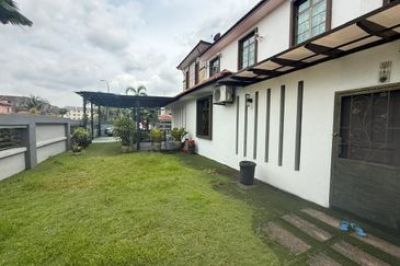 Taman Bukit Tropika