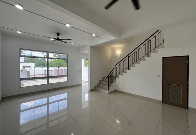 Iconia Garden Residence Precinct B @ Taman Impian Emas