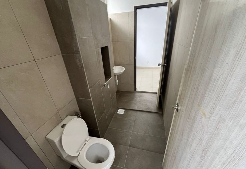 Iconia Garden Residence Precinct B @ Taman Impian Emas