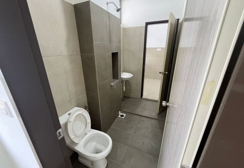 Iconia Garden Residence Precinct B @ Taman Impian Emas