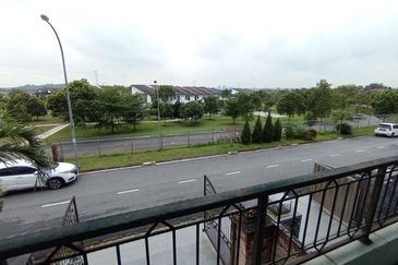 Bukit Impian, Taman Impian Emas