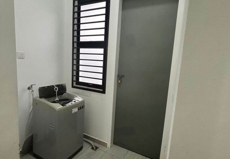 Bukit Indah Avenue 26 @ Villosa