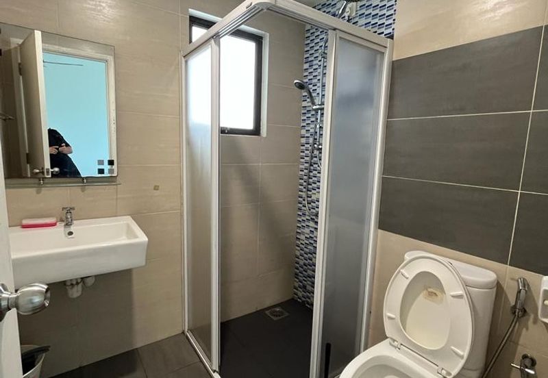 Ujana Executive Apartment