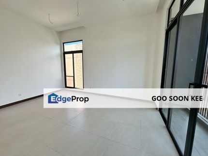 Good Deal Unblocked View 3 Storey Cluster House at Nusa Sentral, Johor, 